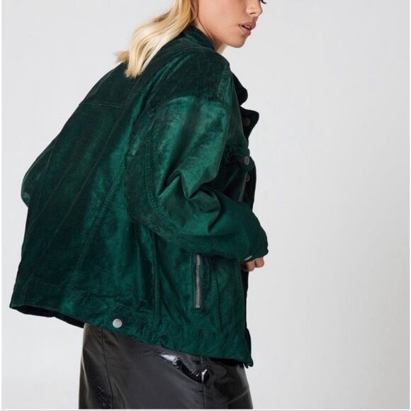 Free People Emerald Green Glam Velvet Trucker Jacket with Silver Button… - Picture 12 of 14